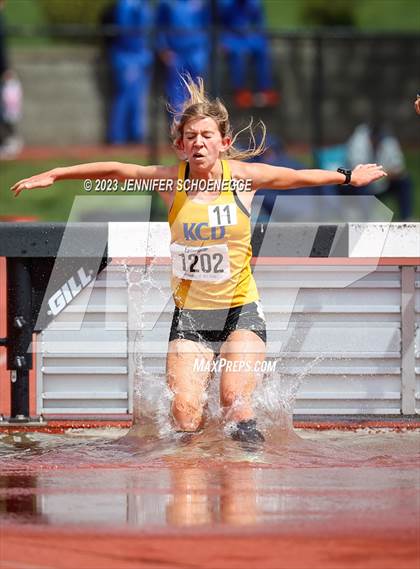 Thumbnail 1 in Eastern Relays Meet (Steeplechase) photogallery.