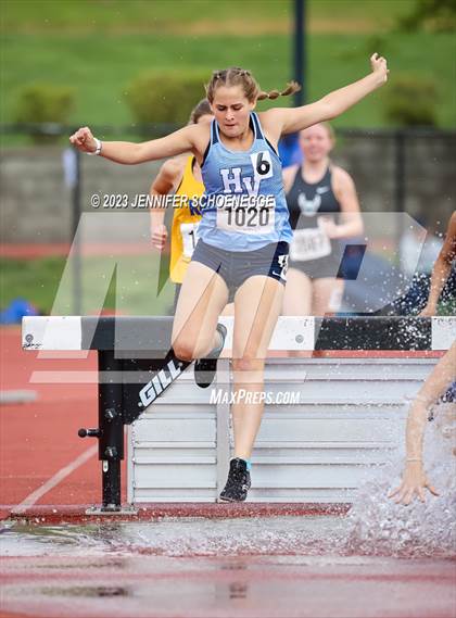 Thumbnail 3 in Eastern Relays Meet (Steeplechase) photogallery.
