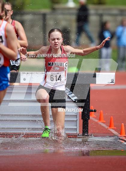 Thumbnail 2 in Eastern Relays Meet (Steeplechase) photogallery.