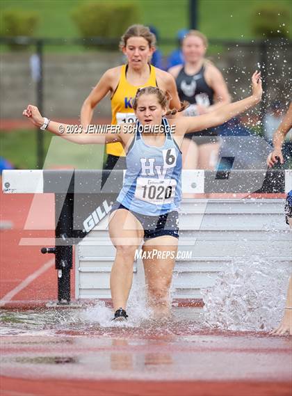 Thumbnail 1 in Eastern Relays Meet (Steeplechase) photogallery.