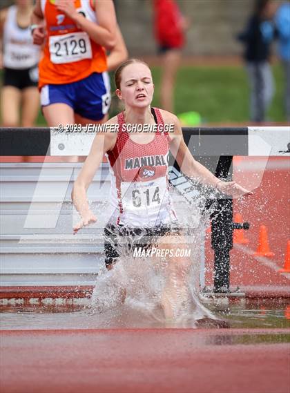 Thumbnail 1 in Eastern Relays Meet (Steeplechase) photogallery.