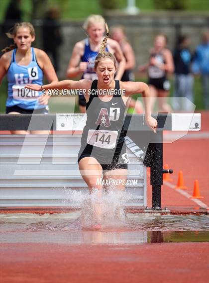 Thumbnail 2 in Eastern Relays Meet (Steeplechase) photogallery.