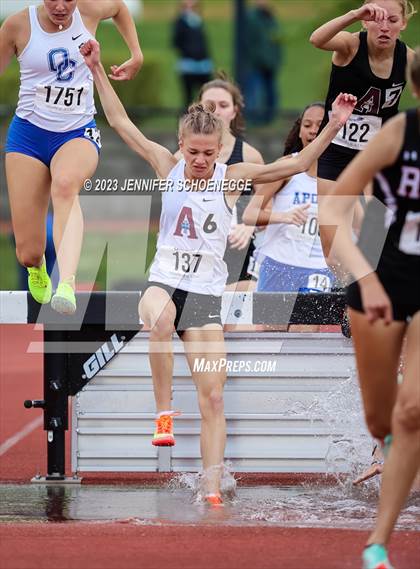 Thumbnail 2 in Eastern Relays Meet (Steeplechase) photogallery.