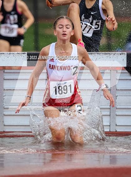 Thumbnail 3 in Eastern Relays Meet (Steeplechase) photogallery.