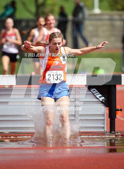Thumbnail 1 in Eastern Relays Meet (Steeplechase) photogallery.