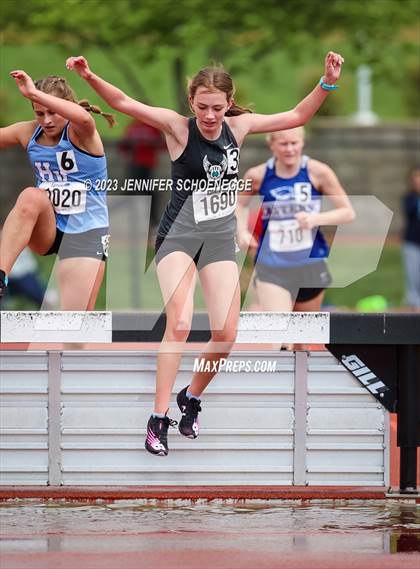 Thumbnail 3 in Eastern Relays Meet (Steeplechase) photogallery.