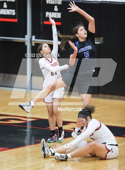 Thumbnail 2 in Grandview @ Eaglecrest photogallery.