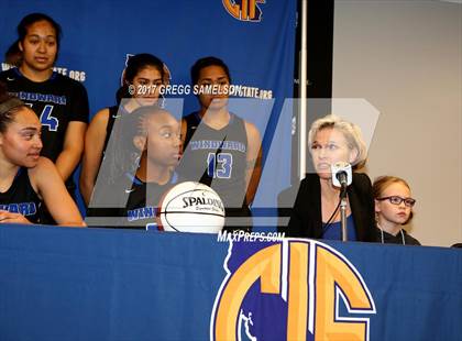 Thumbnail 3 in McClatchy vs Windward (CIF State D1 Final) photogallery.