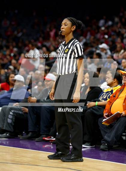 Thumbnail 3 in McClatchy vs Windward (CIF State D1 Final) photogallery.