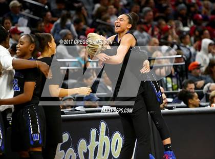 Thumbnail 3 in McClatchy vs Windward (CIF State D1 Final) photogallery.