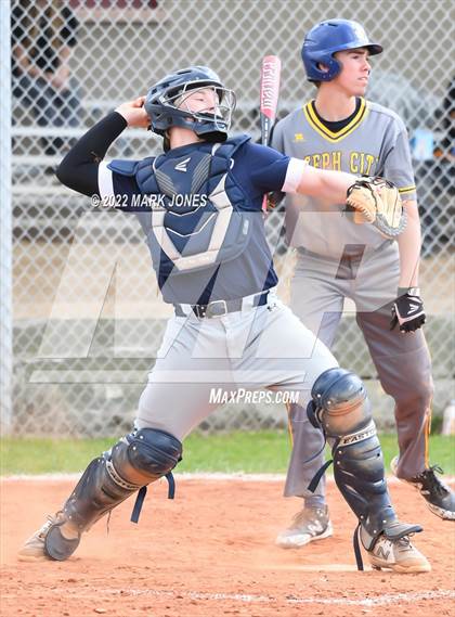 Thumbnail 2 in Parker vs. Joseph City  (PCDS Desert Classic) photogallery.