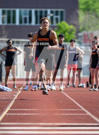 Thumbnail 2 in Newport - Bellevue vs Juanita (Long Jump) photogallery.