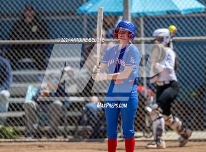 Thumbnail 3 in Los Alamitos vs. Chino Hills photogallery.
