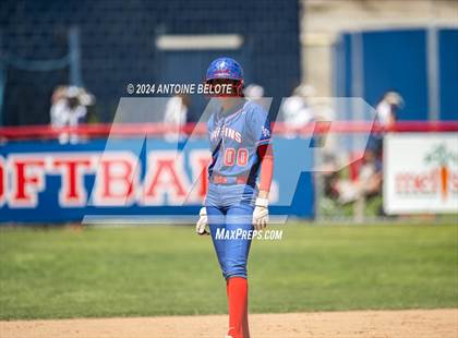 Thumbnail 2 in Los Alamitos vs. Chino Hills photogallery.