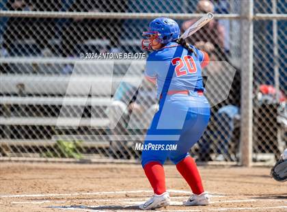 Thumbnail 2 in Los Alamitos vs. Chino Hills photogallery.