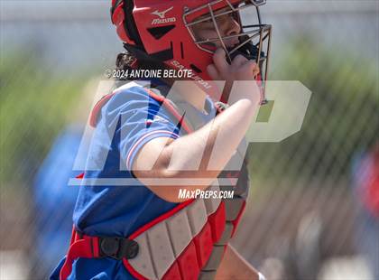 Thumbnail 3 in Los Alamitos vs. Chino Hills photogallery.