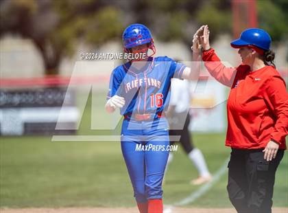 Thumbnail 1 in Los Alamitos vs. Chino Hills photogallery.