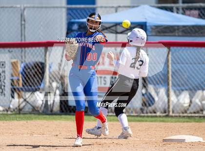 Thumbnail 2 in Los Alamitos vs. Chino Hills photogallery.
