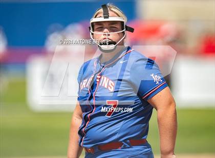 Thumbnail 3 in Los Alamitos vs. Chino Hills photogallery.