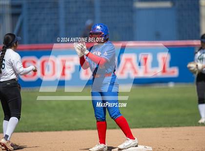 Thumbnail 2 in Los Alamitos vs. Chino Hills photogallery.