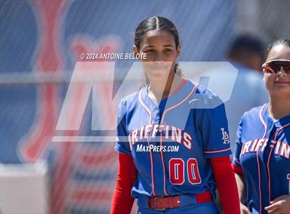 Thumbnail 3 in Los Alamitos vs. Chino Hills photogallery.