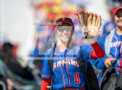 Thumbnail 1 in Los Alamitos vs. Chino Hills photogallery.