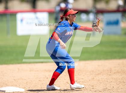 Thumbnail 2 in Los Alamitos vs. Chino Hills photogallery.