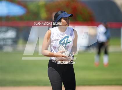 Thumbnail 2 in Los Alamitos vs. Chino Hills photogallery.