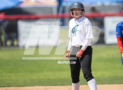 Thumbnail 1 in Los Alamitos vs. Chino Hills photogallery.