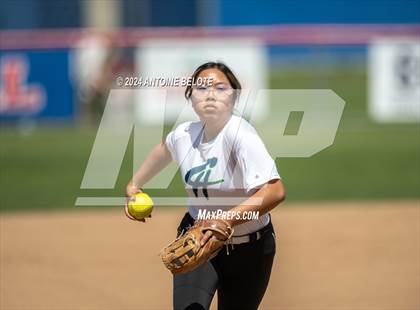 Thumbnail 3 in Los Alamitos vs. Chino Hills photogallery.