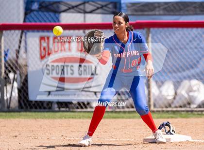 Thumbnail 1 in Los Alamitos vs. Chino Hills photogallery.