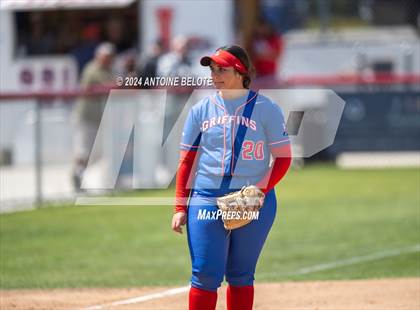Thumbnail 2 in Los Alamitos vs. Chino Hills photogallery.