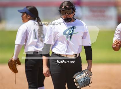 Thumbnail 3 in Los Alamitos vs. Chino Hills photogallery.