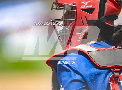 Thumbnail 1 in Los Alamitos vs. Chino Hills photogallery.