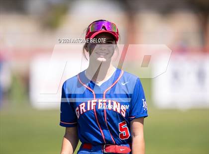Thumbnail 2 in Los Alamitos vs. Chino Hills photogallery.