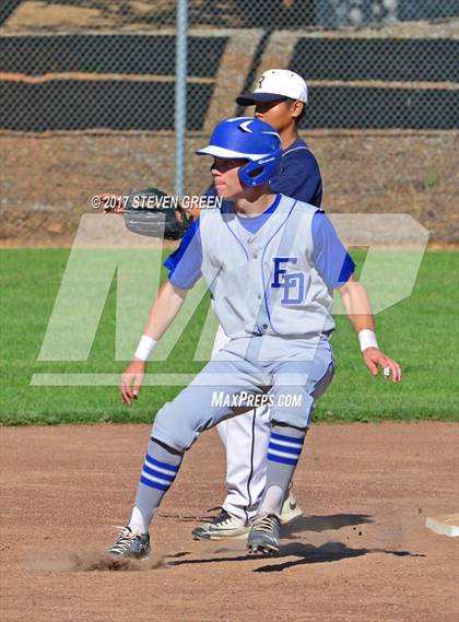 Thumbnail 2 in Rosemont @ El Dorado photogallery.