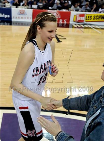 Thumbnail 3 in Modesto Christian vs. Mater Dei (CIF State D4 Final) photogallery.