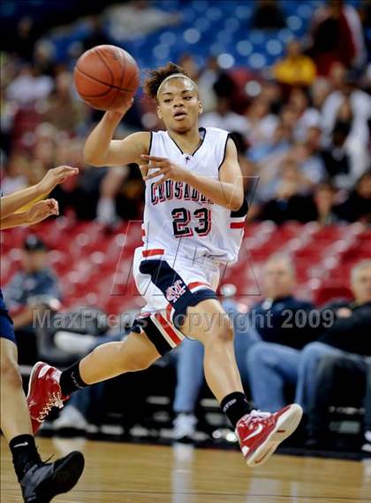 Thumbnail 1 in Modesto Christian vs. Mater Dei (CIF State D4 Final) photogallery.