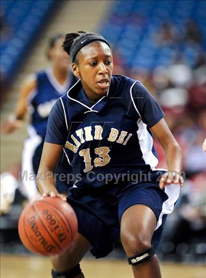 Thumbnail 3 in Modesto Christian vs. Mater Dei (CIF State D4 Final) photogallery.