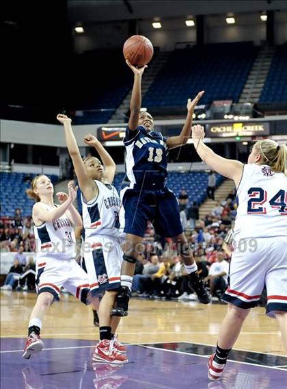 Thumbnail 2 in Modesto Christian vs. Mater Dei (CIF State D4 Final) photogallery.