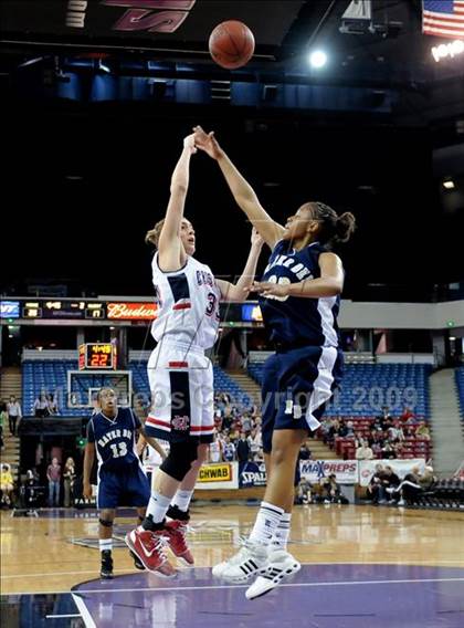 Thumbnail 2 in Modesto Christian vs. Mater Dei (CIF State D4 Final) photogallery.