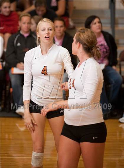 Thumbnail 2 in Alvin vs. Dulles (Pearland Volleyball Classic) photogallery.