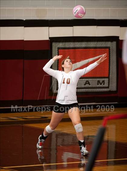Thumbnail 1 in Alvin vs. Dulles (Pearland Volleyball Classic) photogallery.