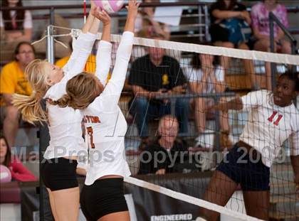 Thumbnail 2 in Alvin vs. Dulles (Pearland Volleyball Classic) photogallery.
