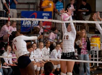 Thumbnail 2 in Alvin vs. Dulles (Pearland Volleyball Classic) photogallery.