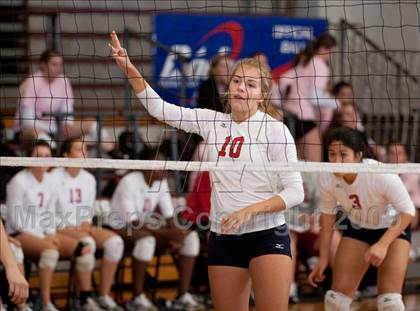 Thumbnail 2 in Alvin vs. Dulles (Pearland Volleyball Classic) photogallery.