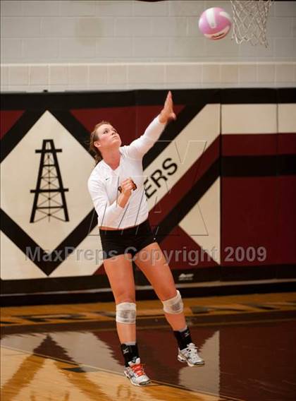 Thumbnail 2 in Alvin vs. Dulles (Pearland Volleyball Classic) photogallery.