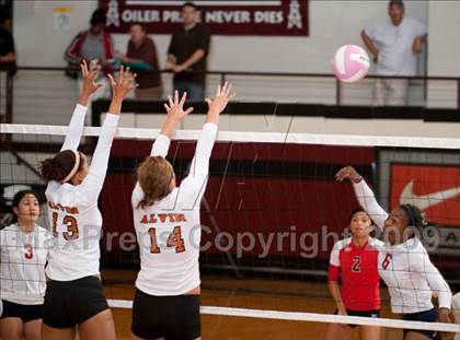 Thumbnail 1 in Alvin vs. Dulles (Pearland Volleyball Classic) photogallery.