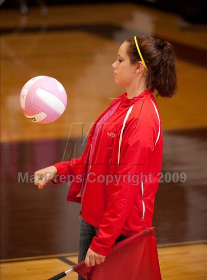 Thumbnail 1 in Alvin vs. Dulles (Pearland Volleyball Classic) photogallery.