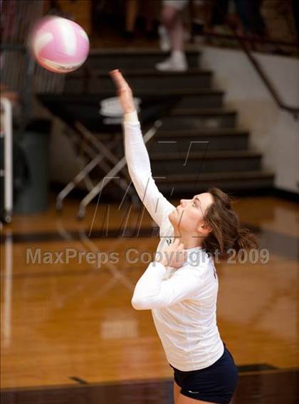 Thumbnail 1 in Alvin vs. Dulles (Pearland Volleyball Classic) photogallery.